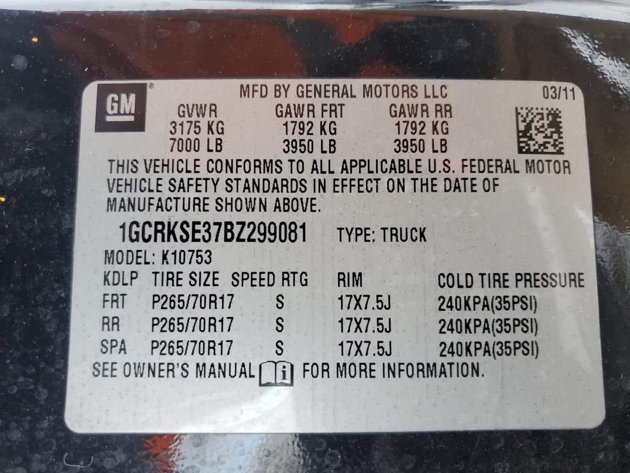 2011 Chevrolet Silverado - Image 12