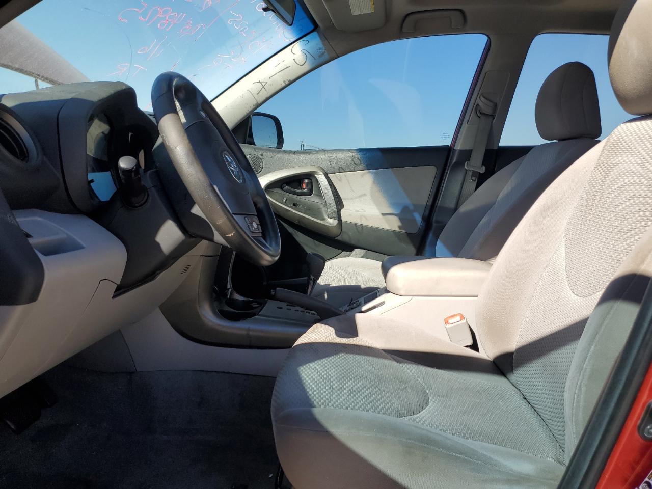 2011 Toyota RAV 4 - Image 7