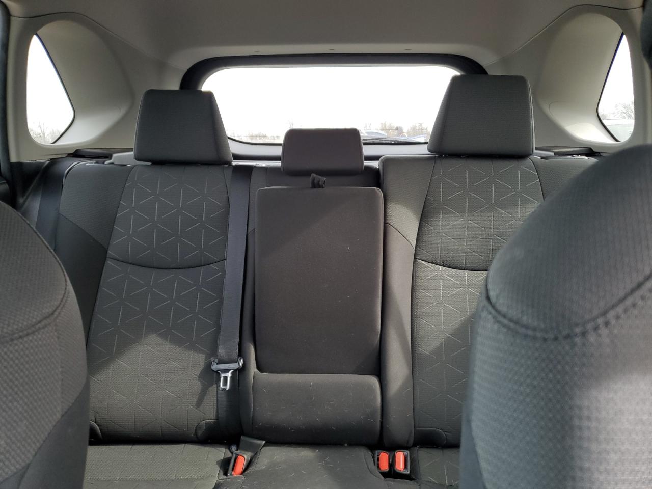 2021 Toyota RAV 4 - Image 10