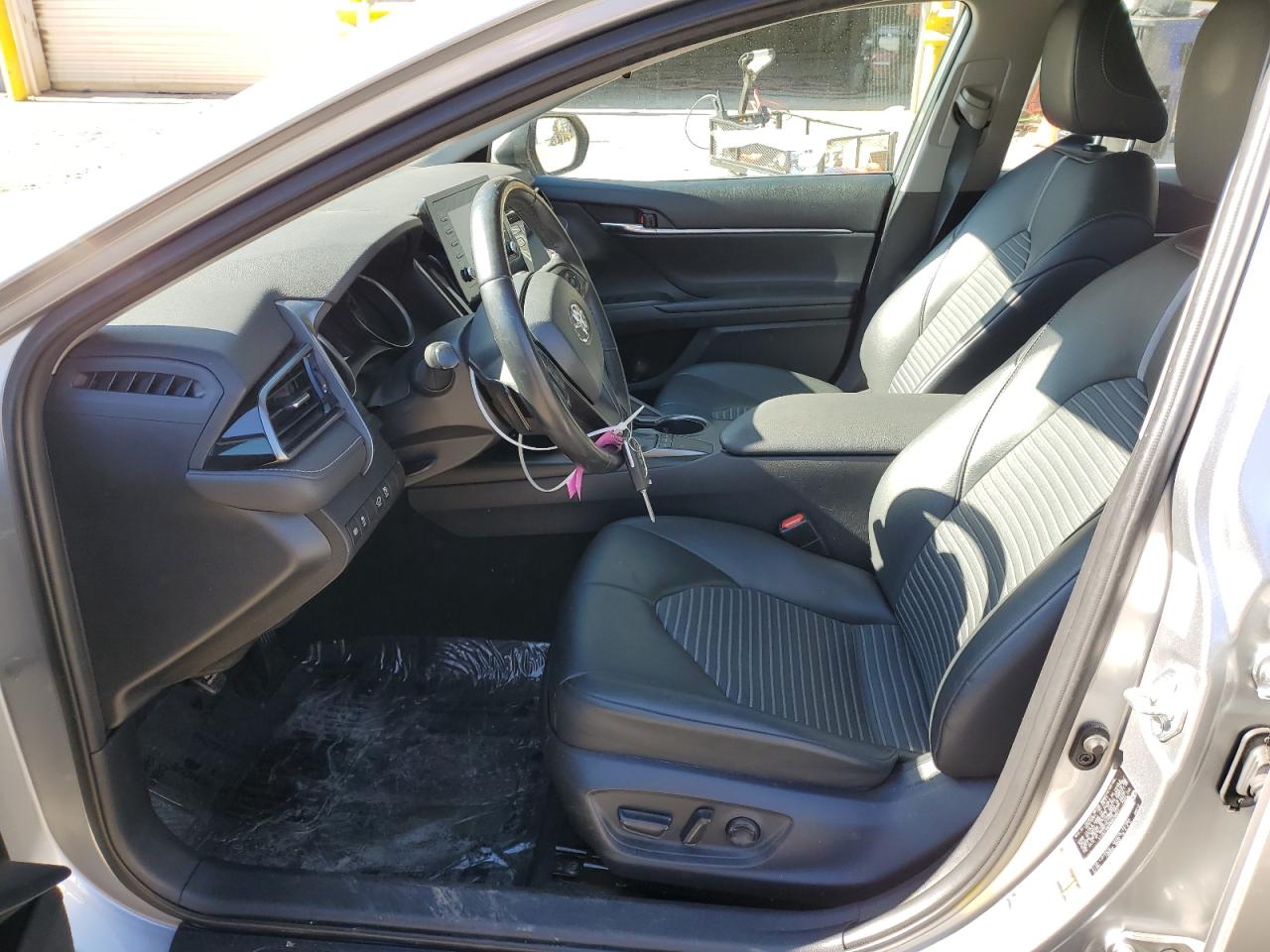 2022 Toyota Camry - Image 7