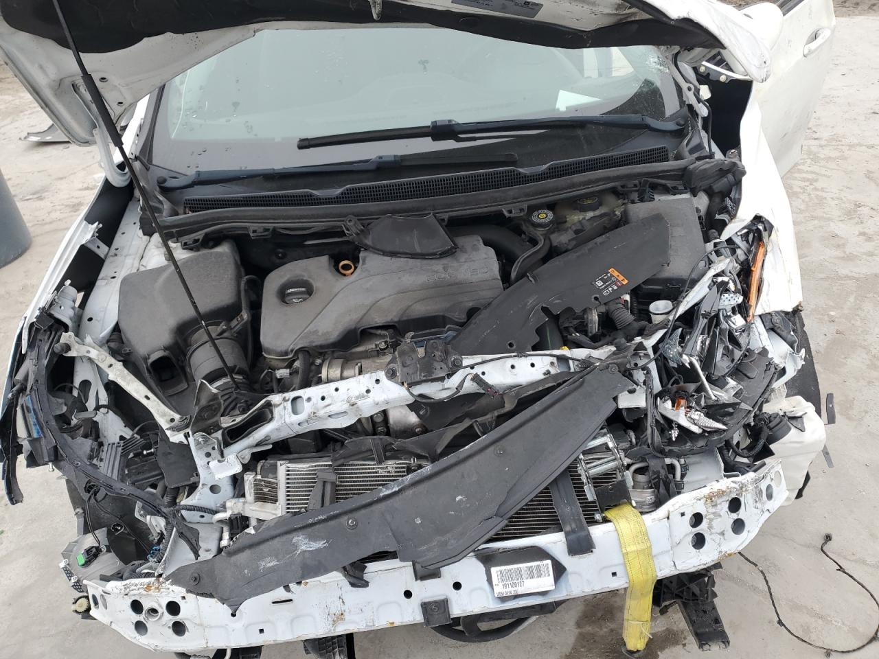2019 Chevrolet Cruze - Image 11
