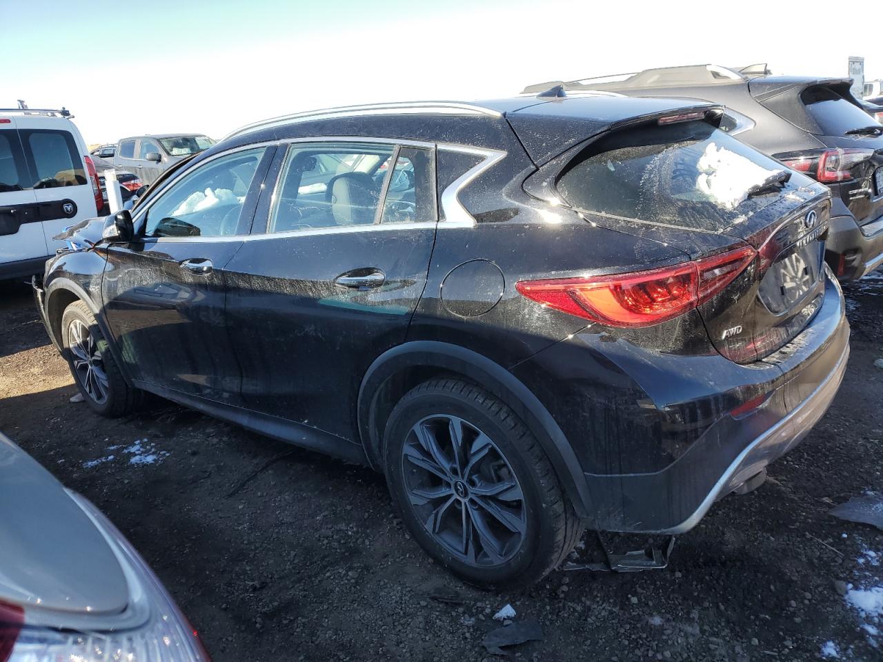 2017 Infiniti QX30 - Image 2
