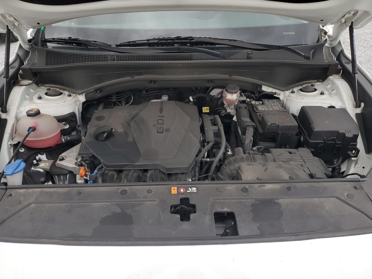 2022 Hyundai Santa Fe - Image 12