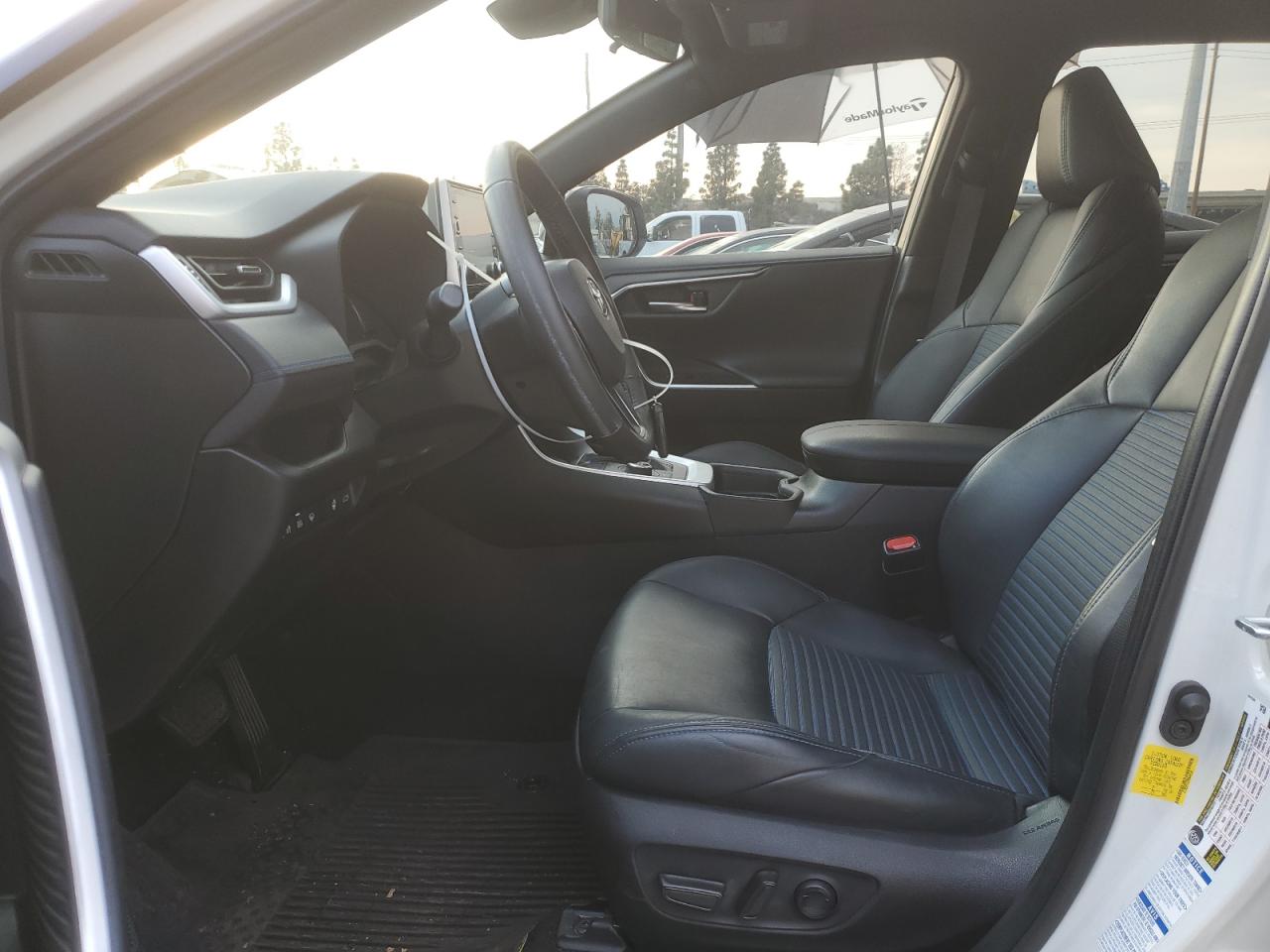 2021 Toyota RAV 4 - Image 7