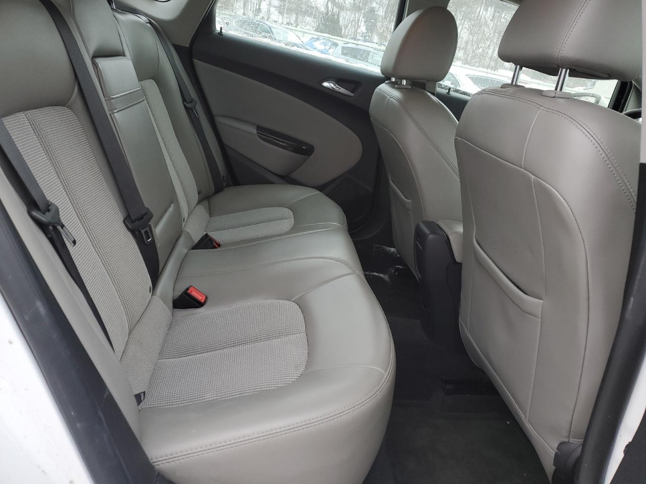 2015 Buick Verano - Image 10