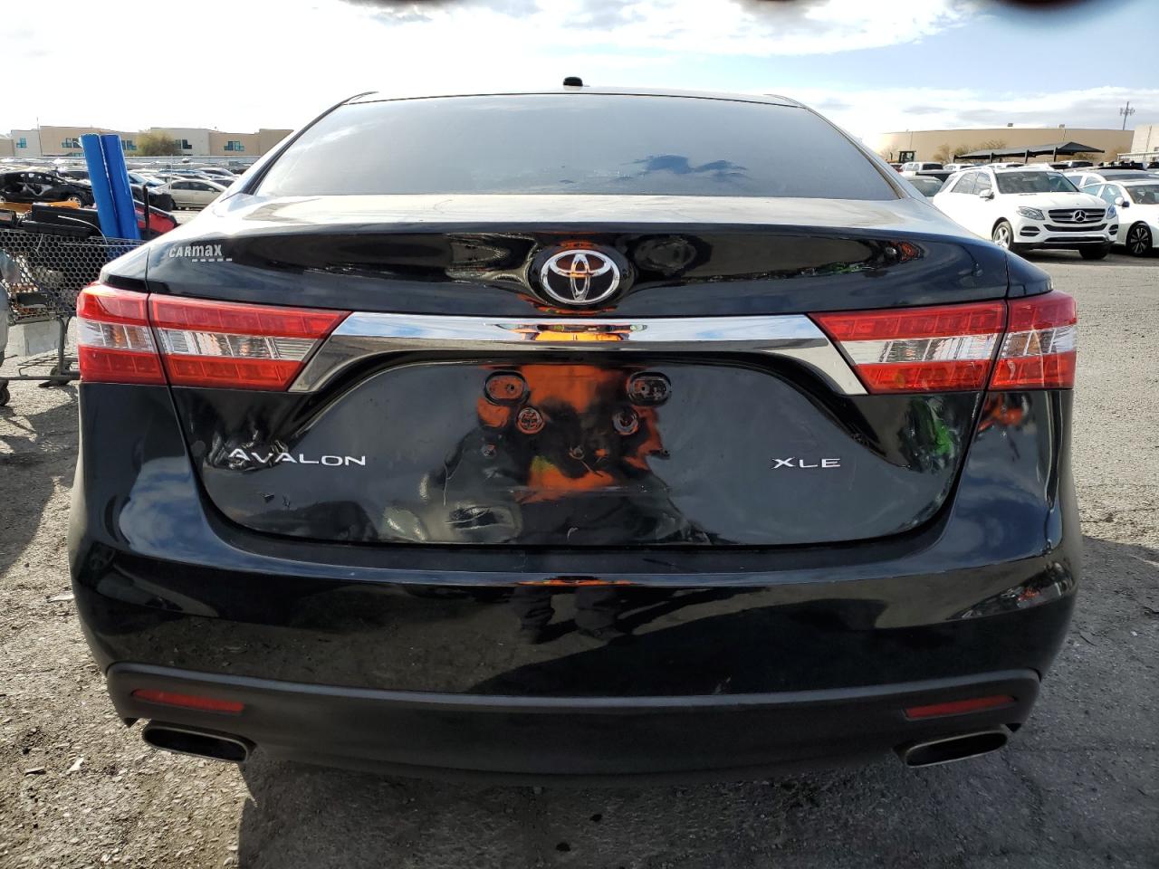 2015 Toyota Avalon - Image 6
