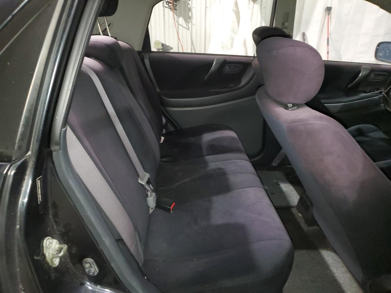 2003 Suzuki Aerio - Image 10