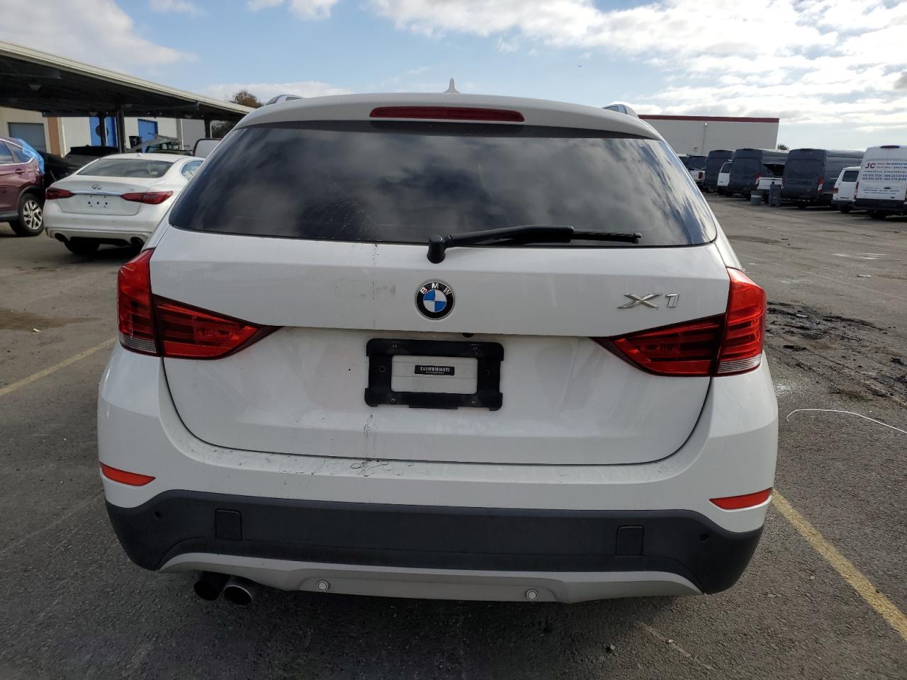 2015 BMW X1 - Image 6