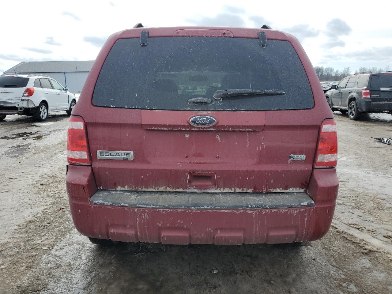 2011 Ford Escape - Image 6