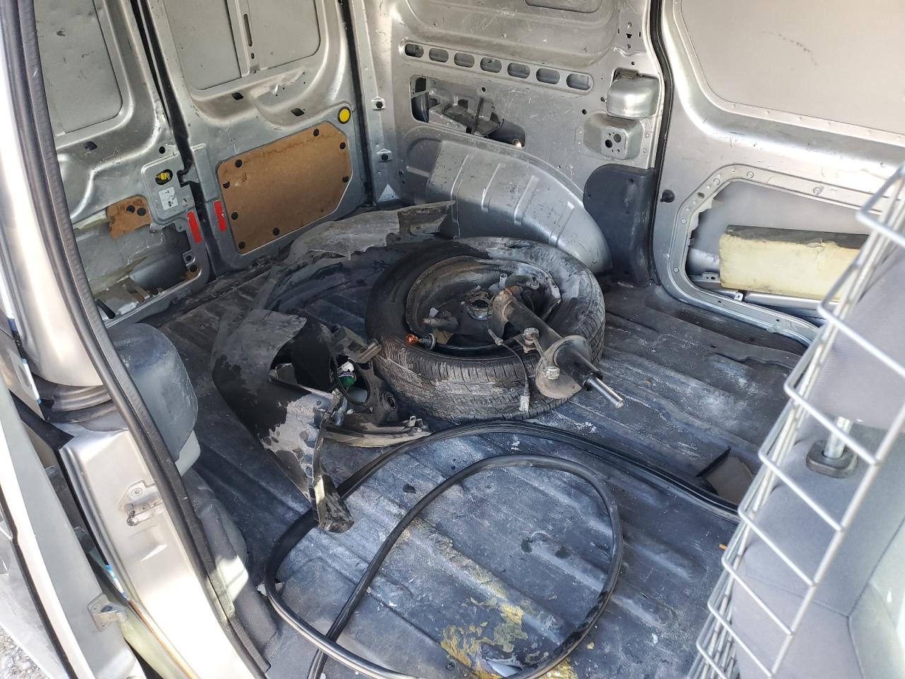 2011 Ford Transit - Image 11