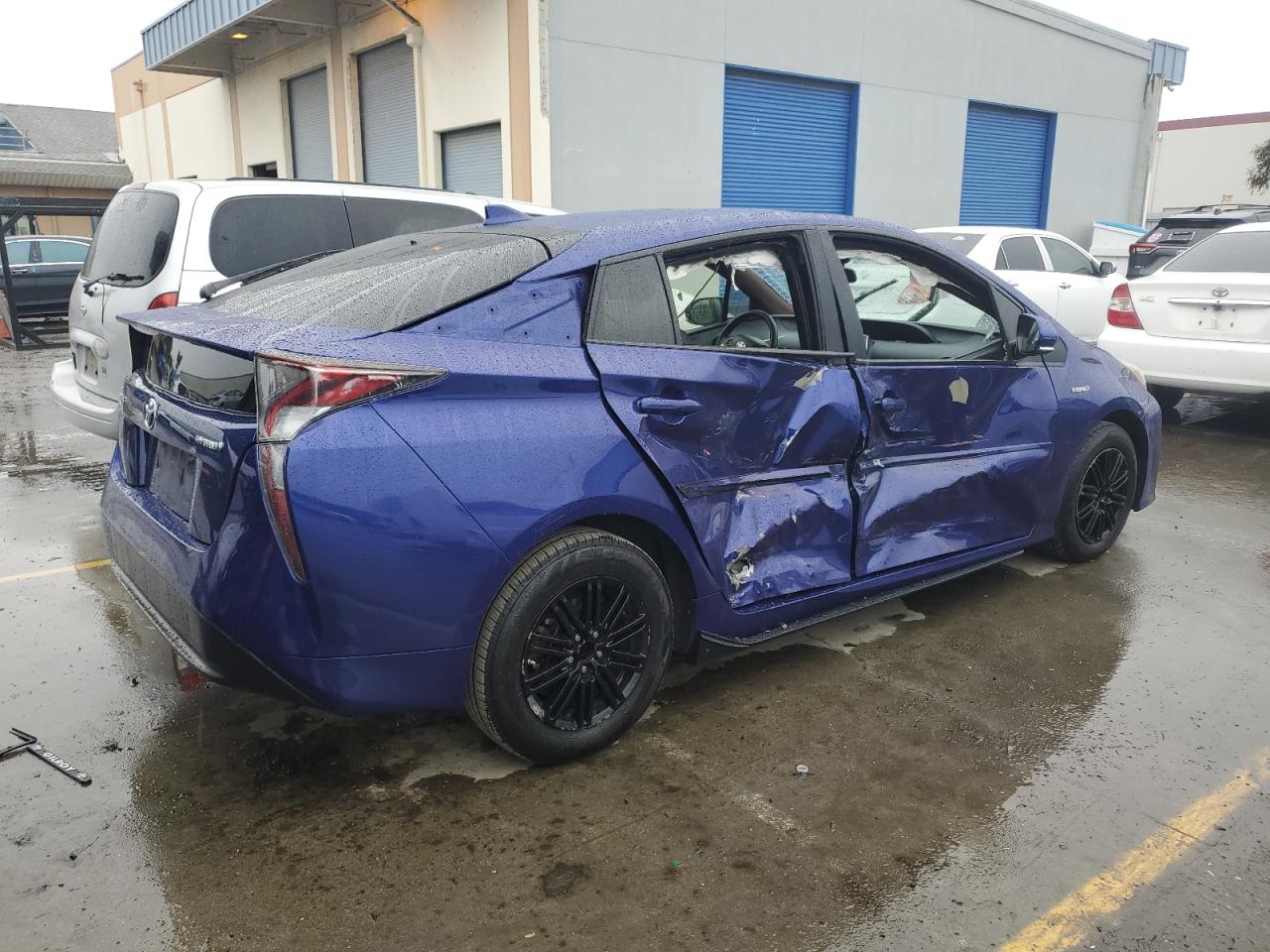 2016 Toyota Prius - Image 3