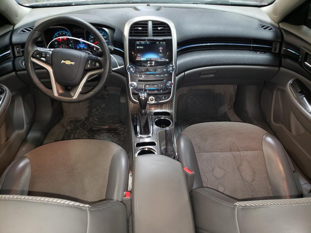 2015 Chevrolet Malibu - Image 8
