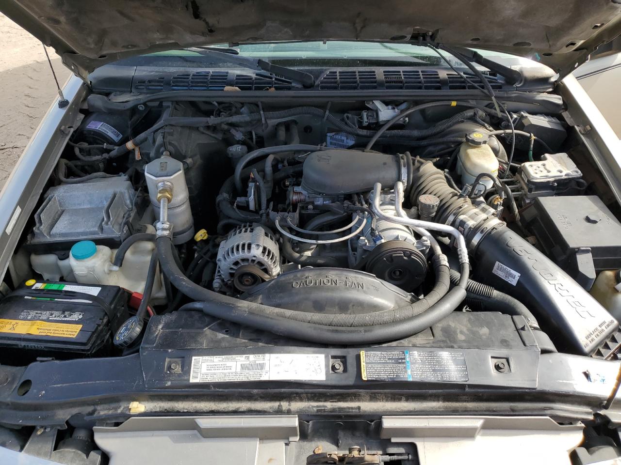 2003 Chevrolet Blazer - Image 12