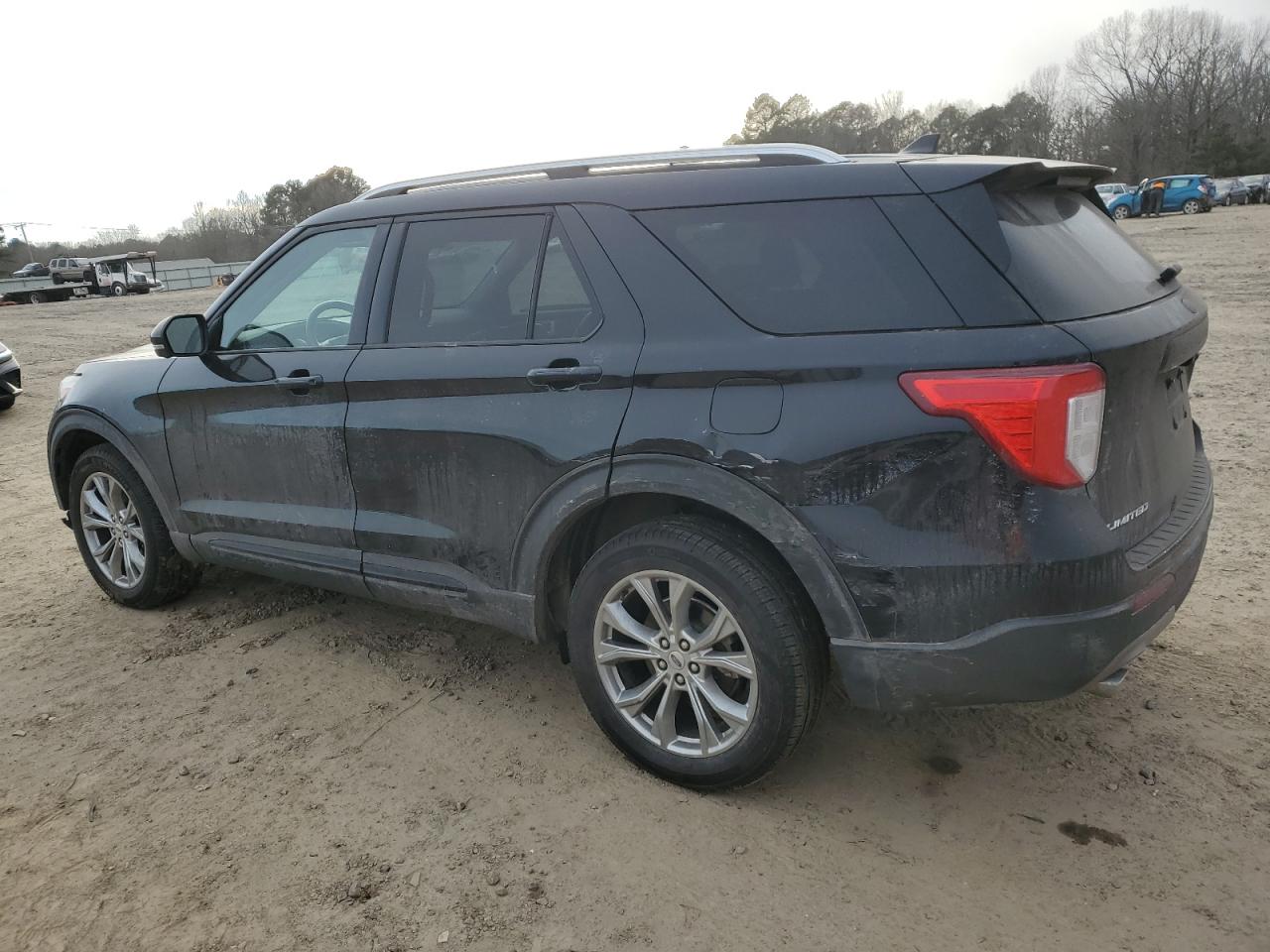 2021 Ford Explorer - Image 2