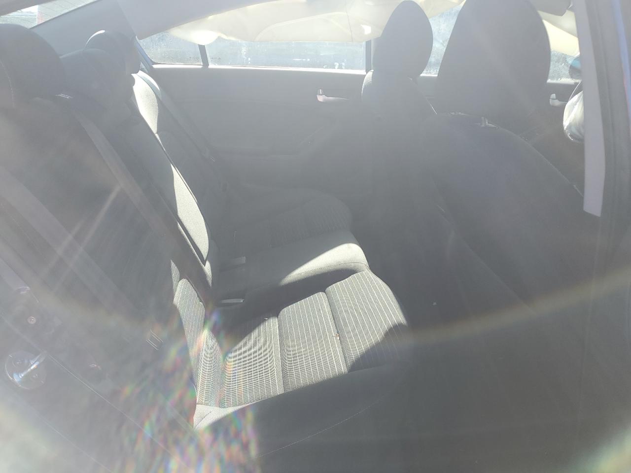 2018 Kia Forte - Image 10