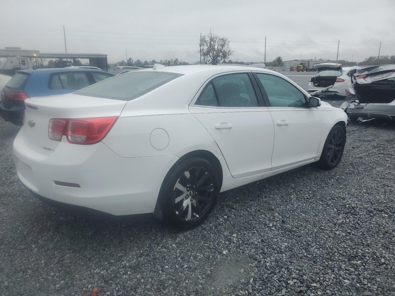 2014 Chevrolet Malibu - Image 3