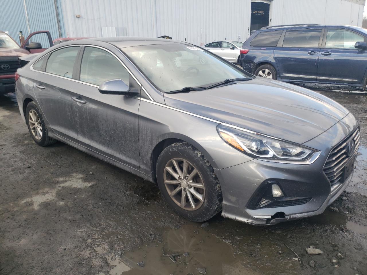 2018 Hyundai Sonata - Image 4