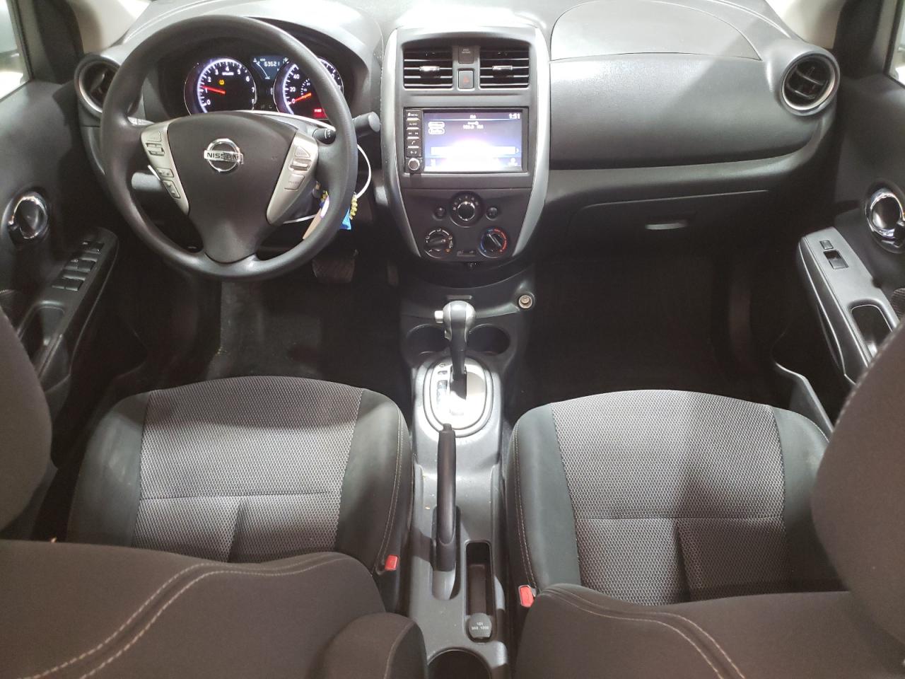 2019 Nissan Versa - Image 8