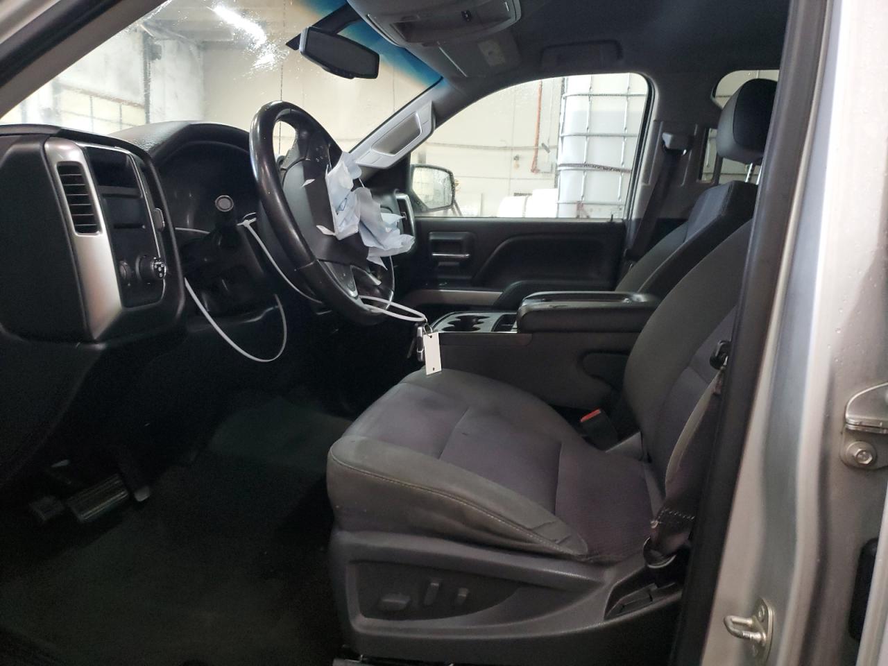 2016 Chevrolet Silverado - Image 7
