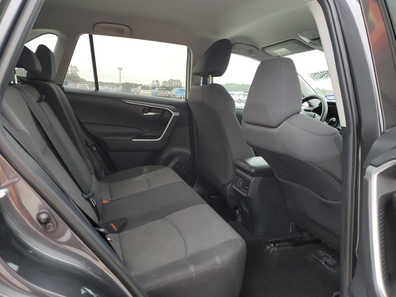 2020 Toyota RAV 4 - Image 11
