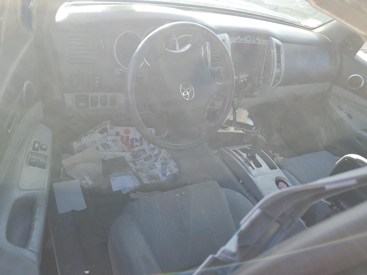 2006 Toyota Tacoma - Image 8