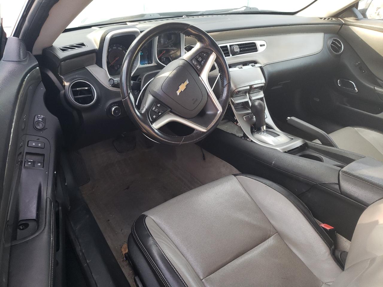 2015 Chevrolet Camaro - Image 8