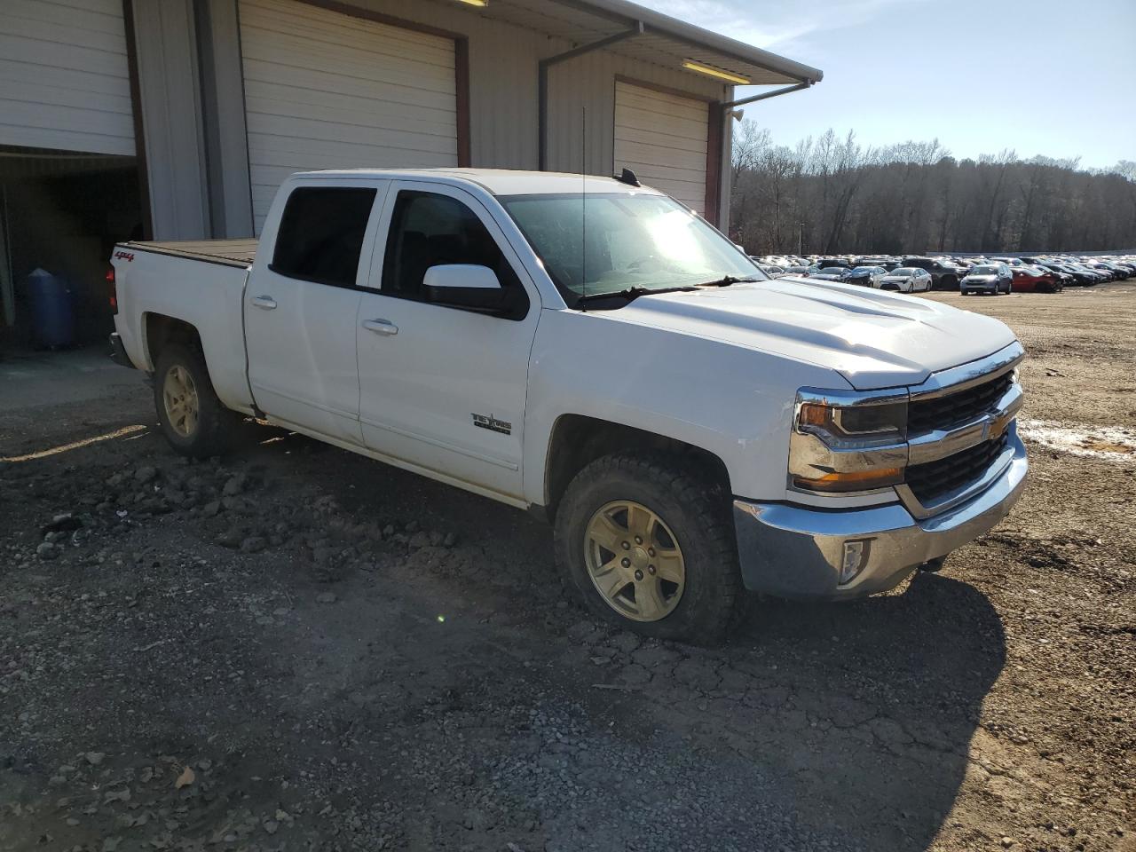 VIN 3GCUKRECXJG384370 2018 CHEVROLET ALL Models no.4