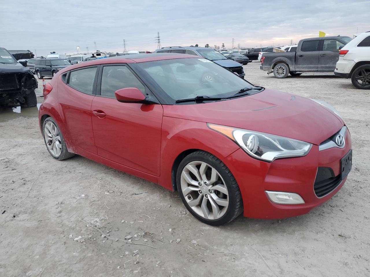 VIN KMHTC6AD7DU100826 2013 HYUNDAI VELOSTER no.4