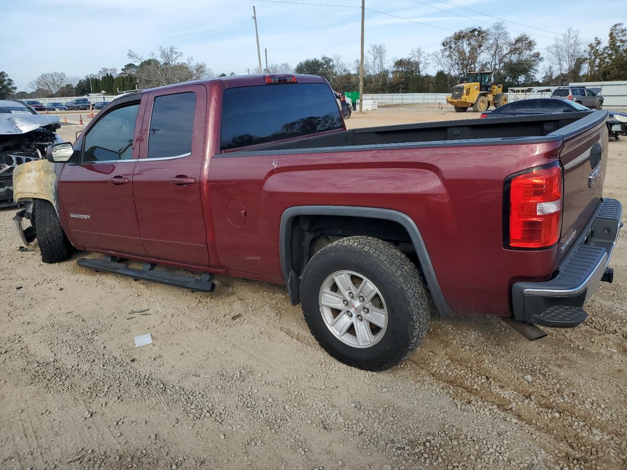 2014 GMC Sierra - Image 2