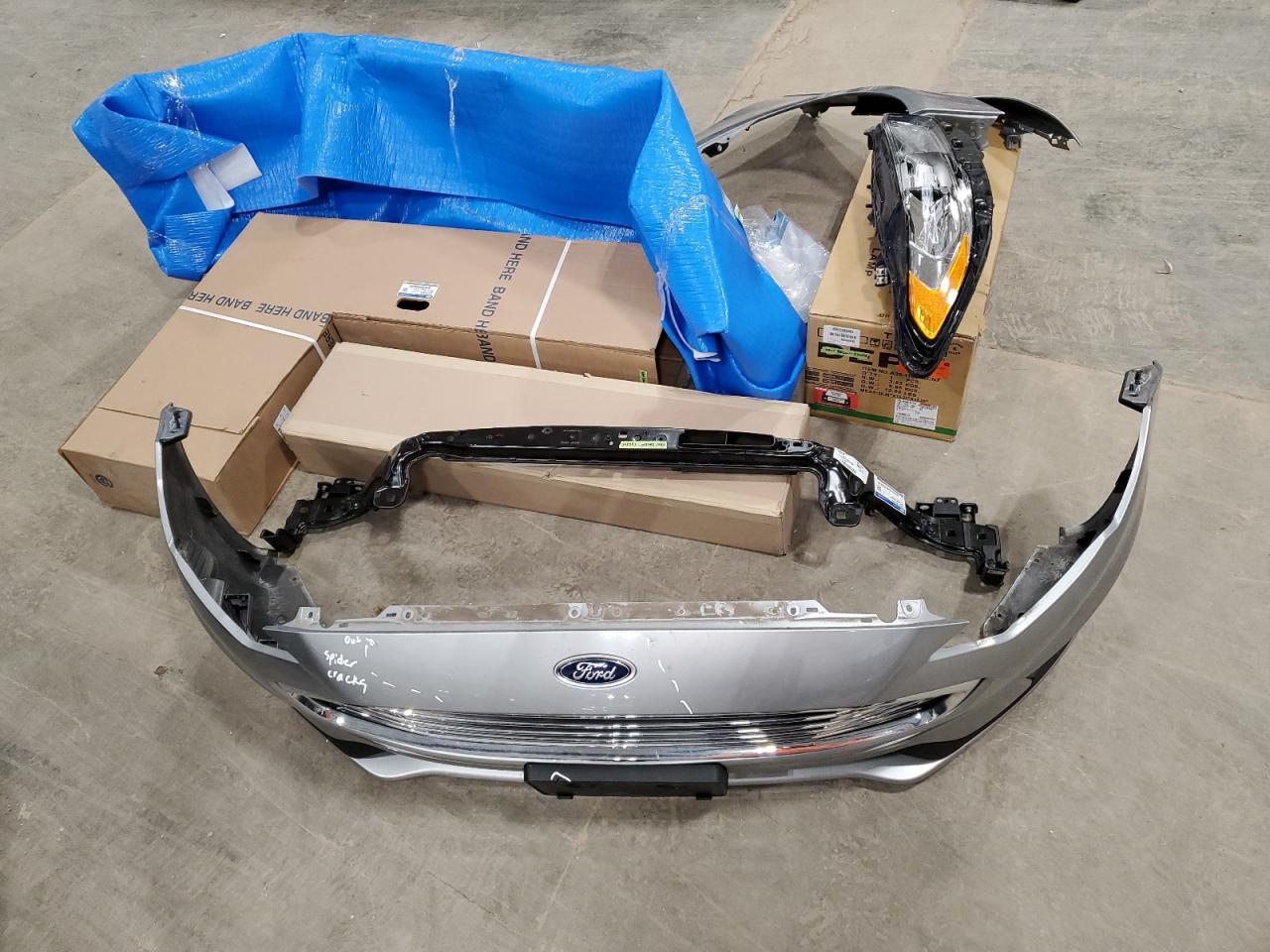 2020 Ford Fusion - Image 12