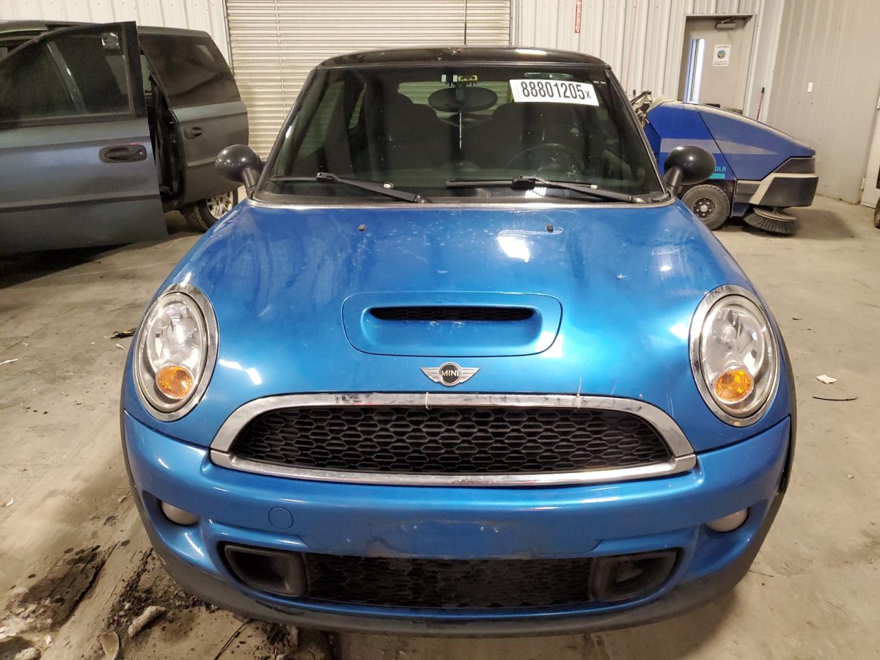 2011 MINI Cooper - Image 5