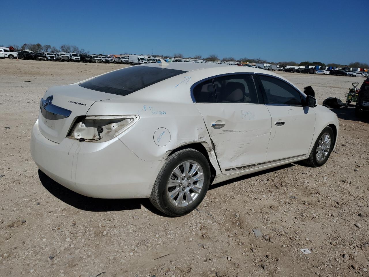 2011 Buick LaCrosse - Image 3