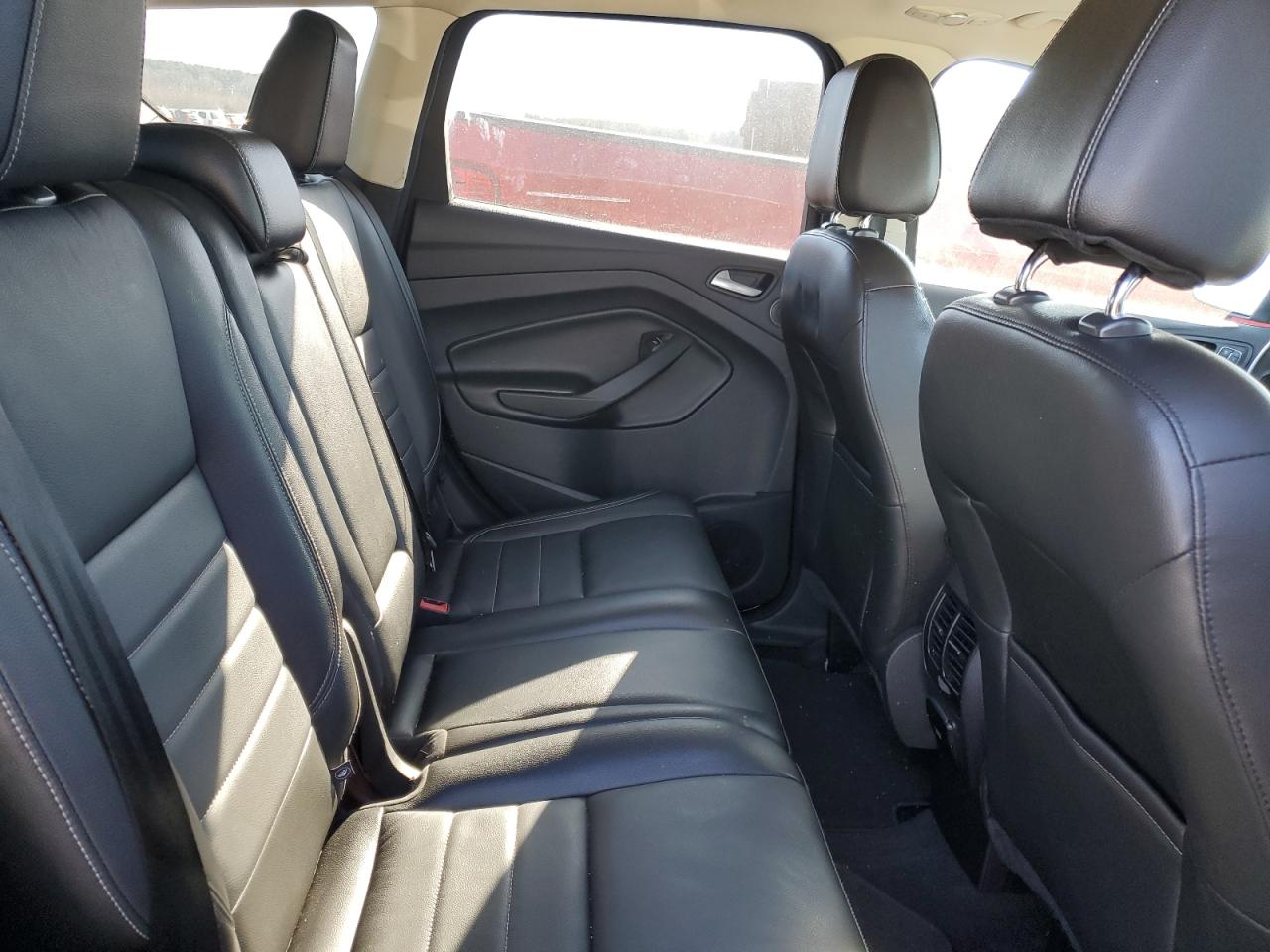 2014 Ford Escape - Image 11