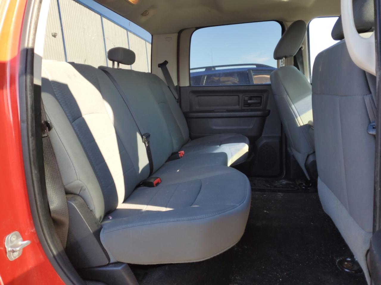 2014 Ram 1500 St VIN: 1C6RR6KG5ES233952 Lot: 87844465