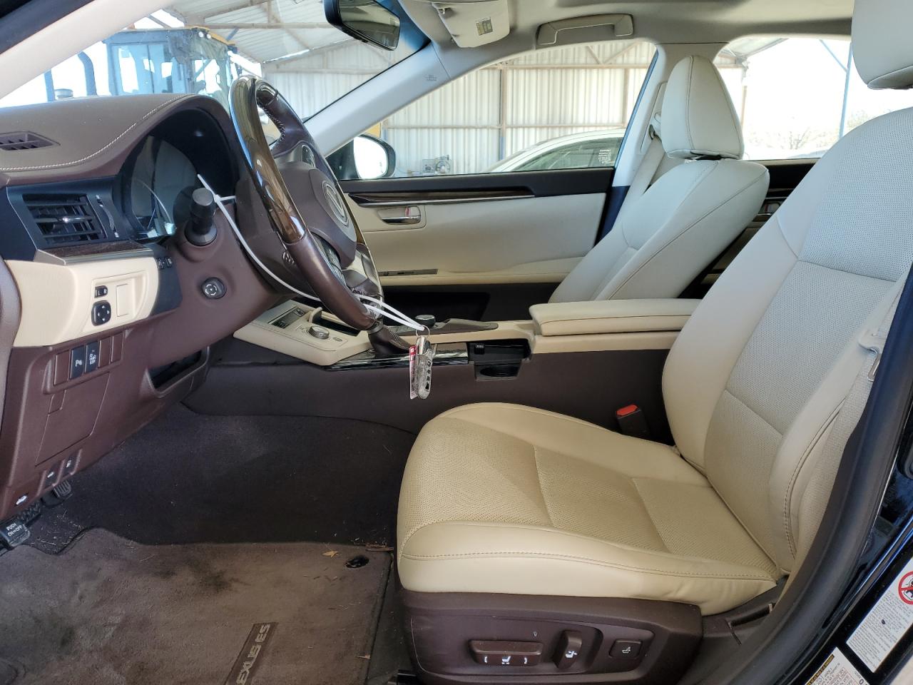 2016 Lexus ES - Image 7