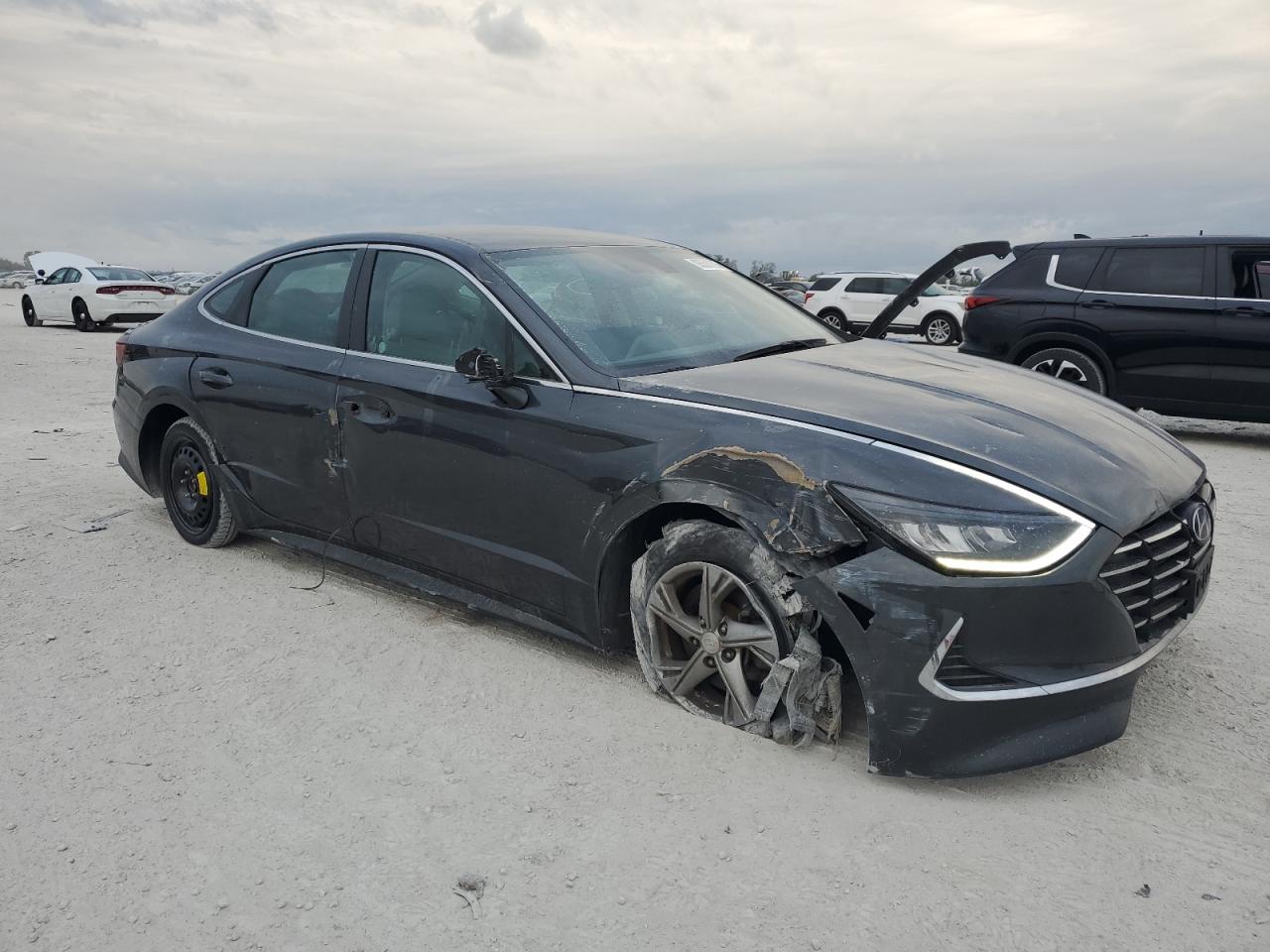 2020 Hyundai Sonata - Image 4