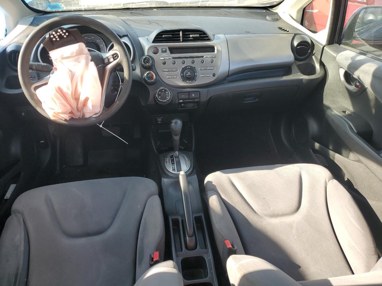 VIN JHMGE8H36DC081151 2013 HONDA FIT no.8