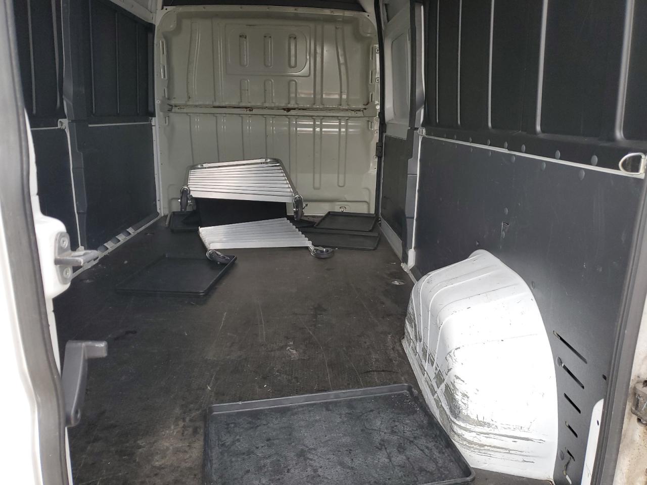2021 Ram Promaster 2500 2500 High VIN: 3C6LRVDG3ME513996 Lot: 88694895