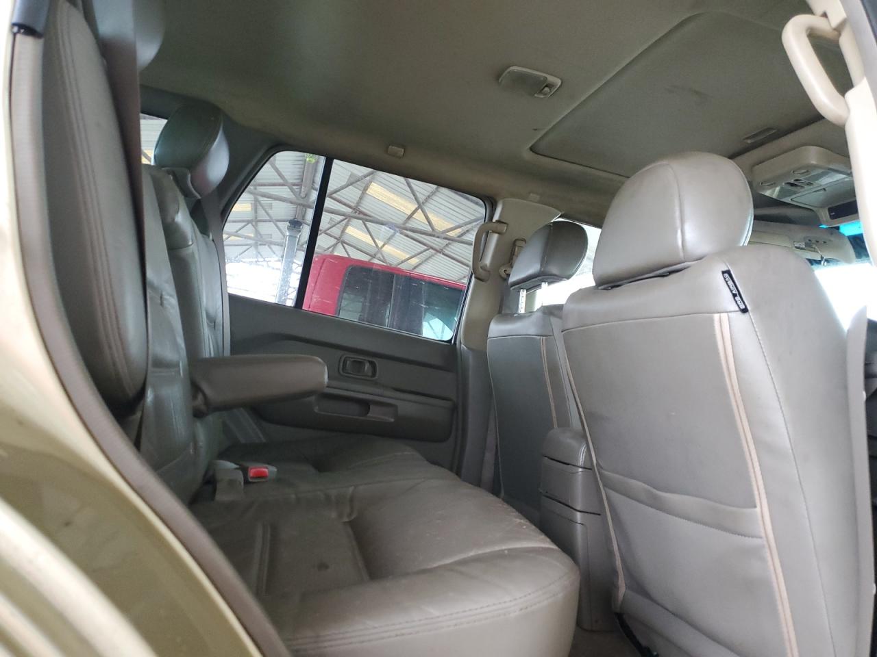 2004 Nissan Pathfinder - Image 11