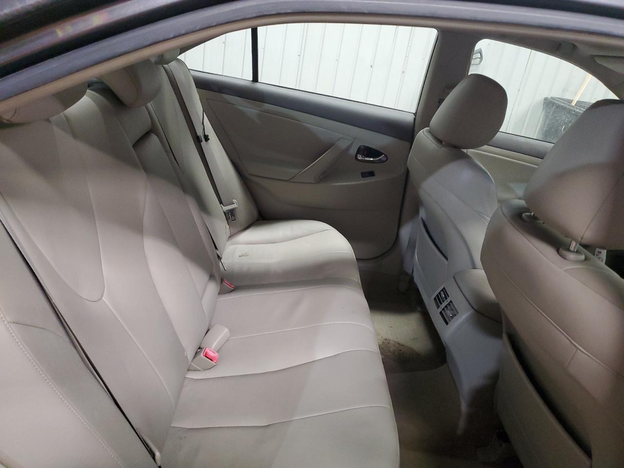 2007 Toyota Camry - Image 10