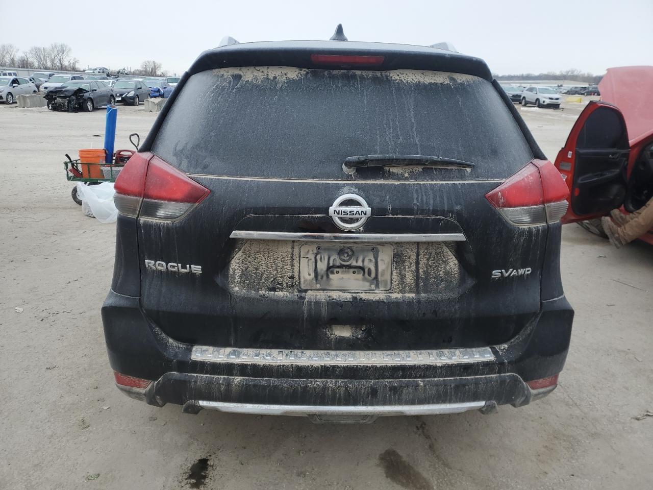 2018 Nissan Rogue - Image 6