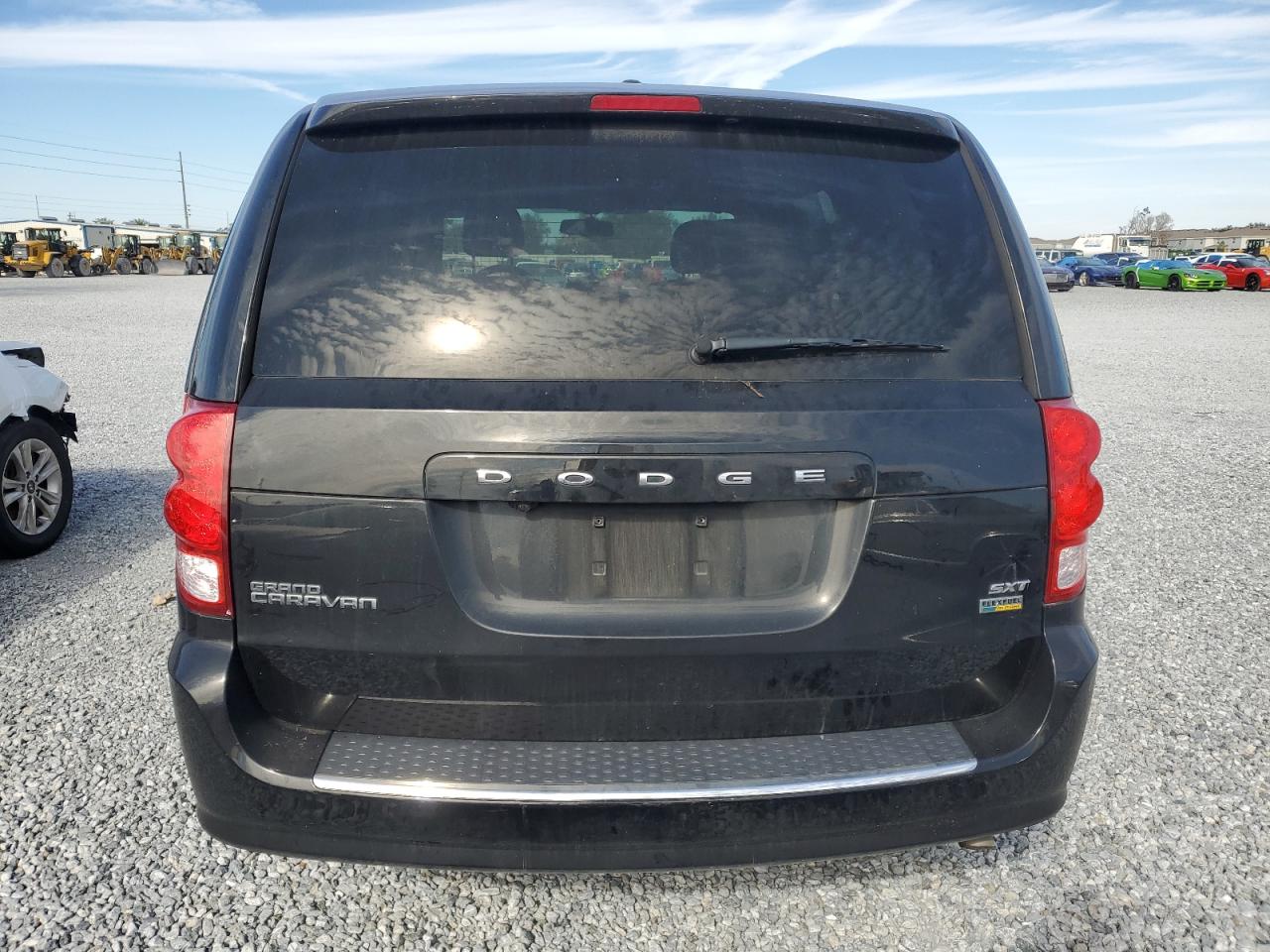 VIN 2C4RDGCG6HR700166 2017 DODGE CARAVAN no.6