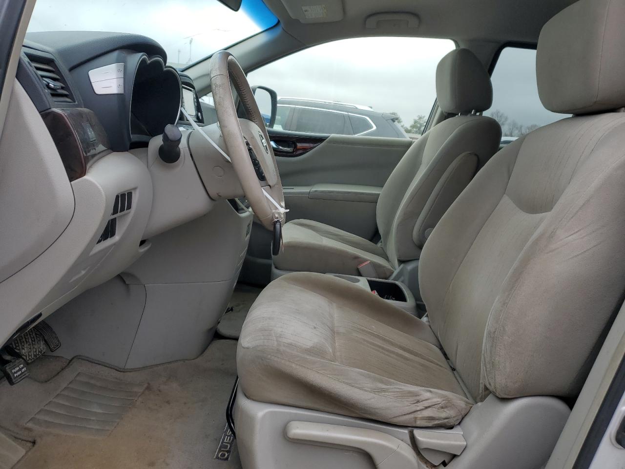 2016 Nissan Quest - Image 7