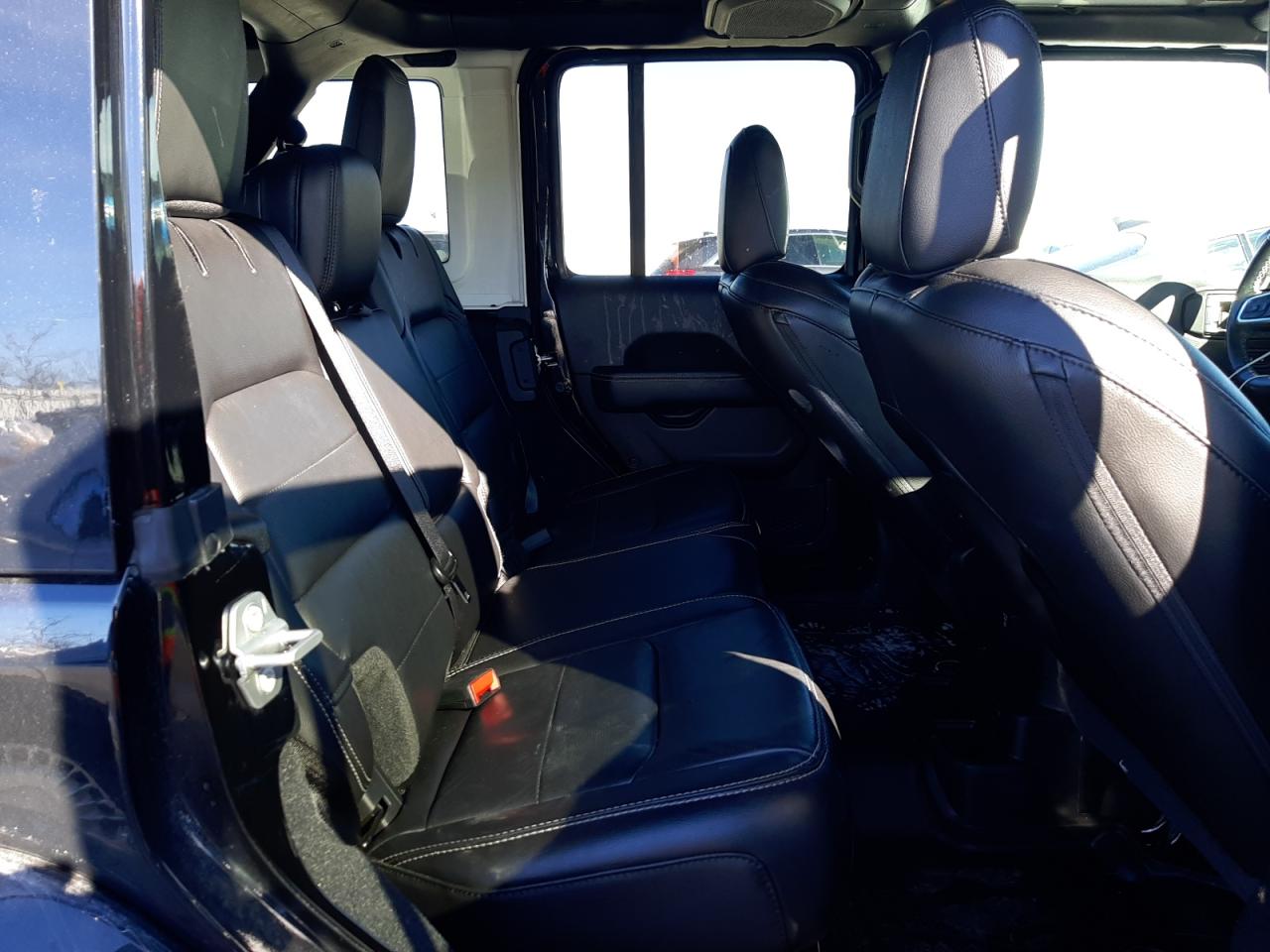 2020 Jeep Wrangler - Image 11