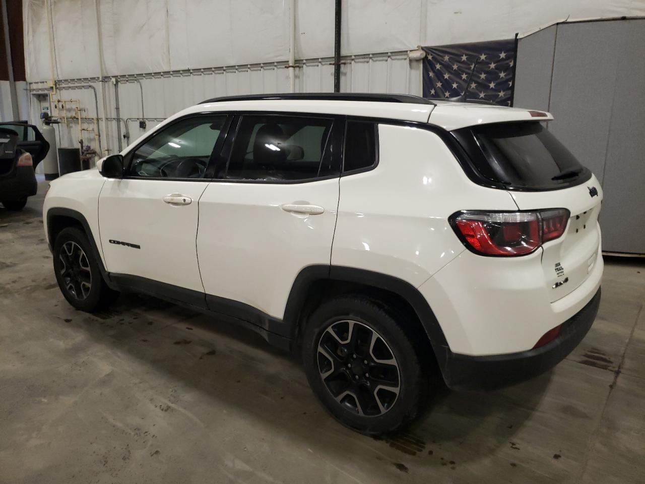 2019 Jeep Compass - Image 2