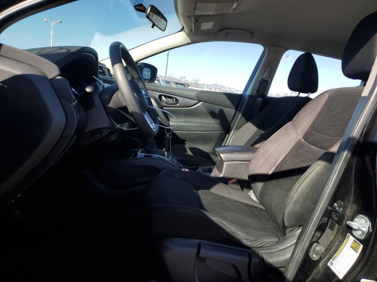 2018 Nissan Rogue - Image 7