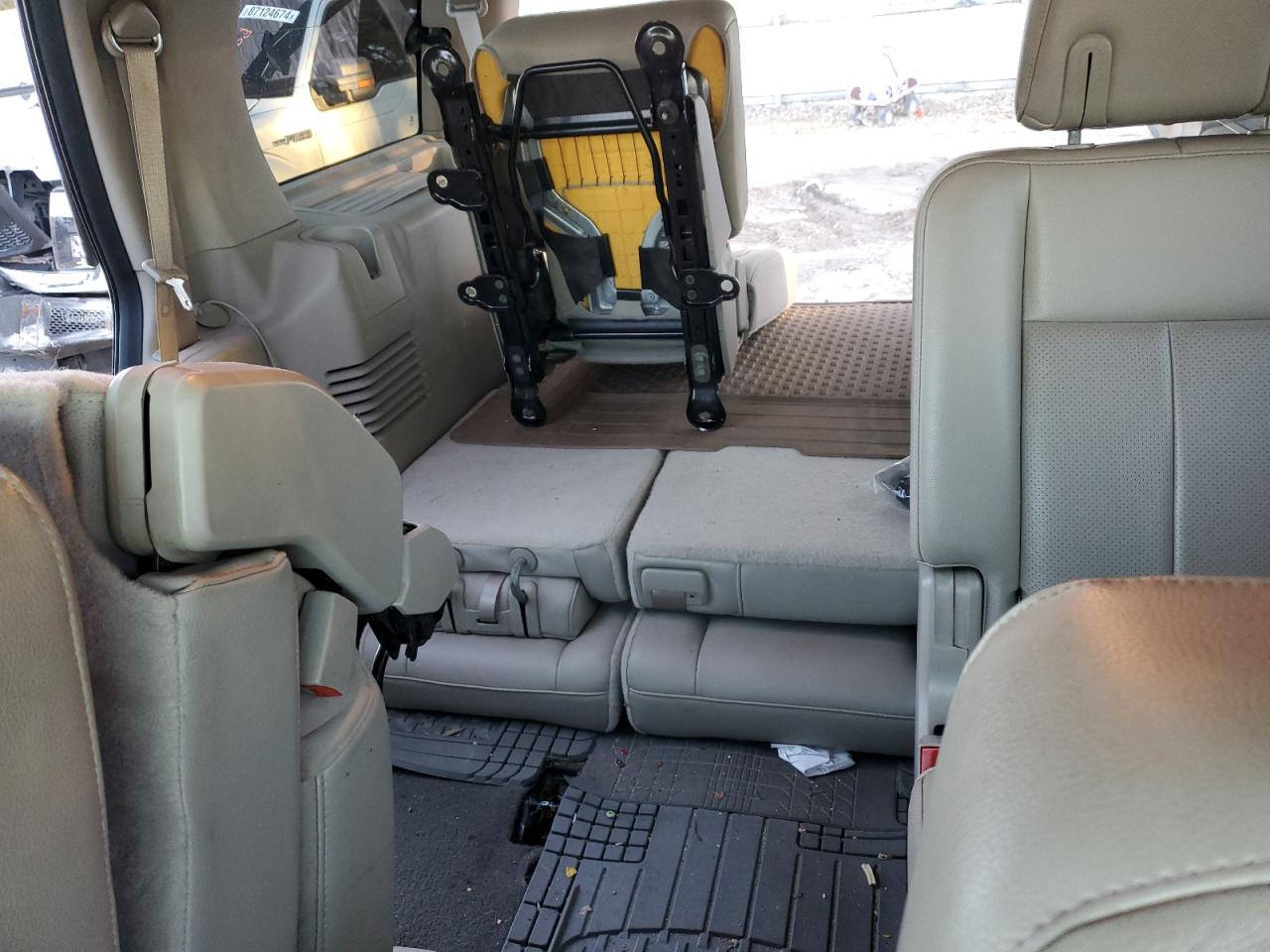 2008 Ford Expedition - Image 10