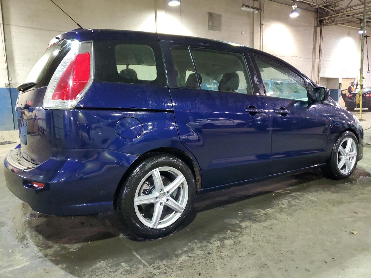 2010 Mazda 5 - Image 3