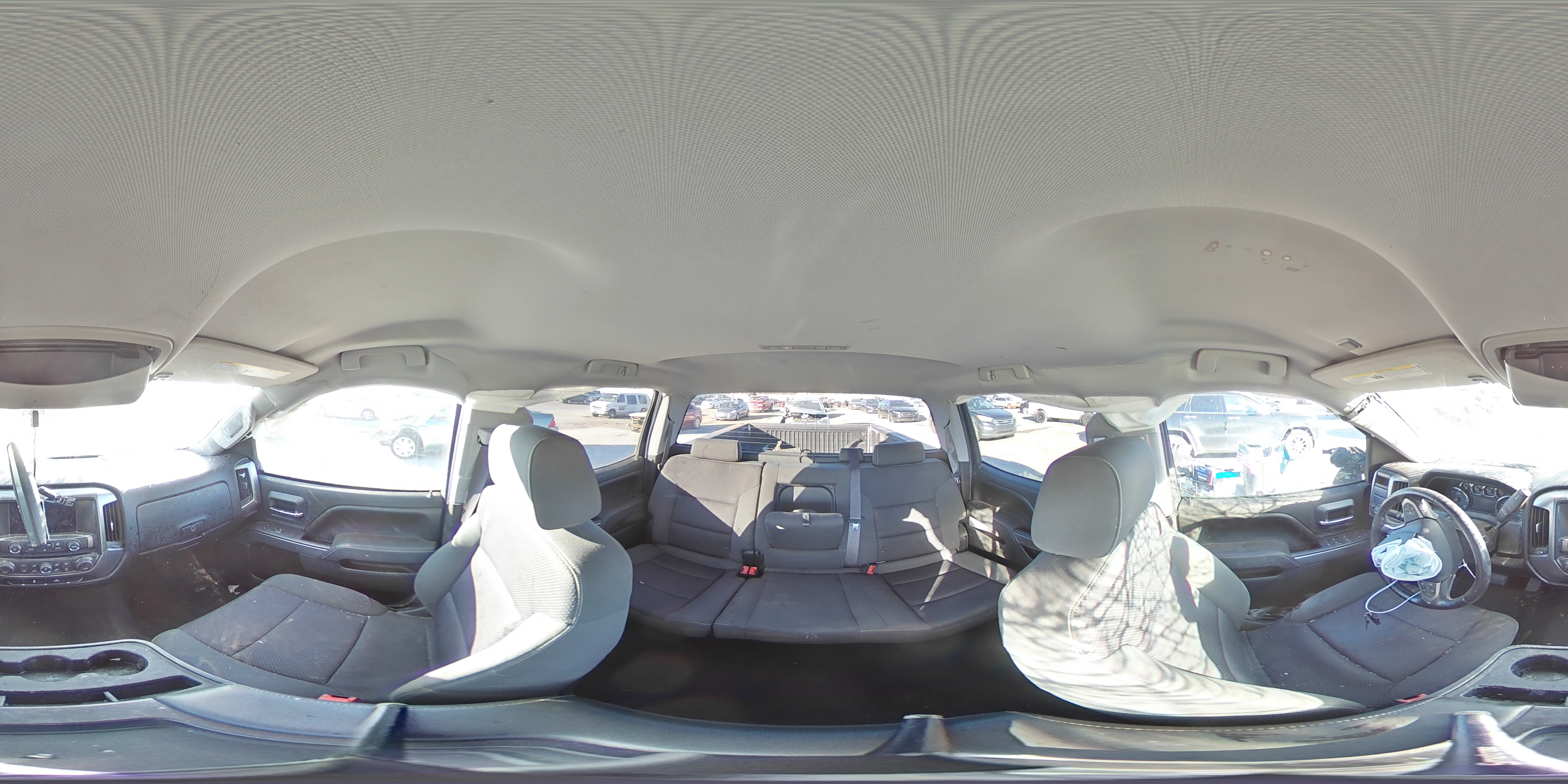 2015 Chevrolet Silverado - Image 13