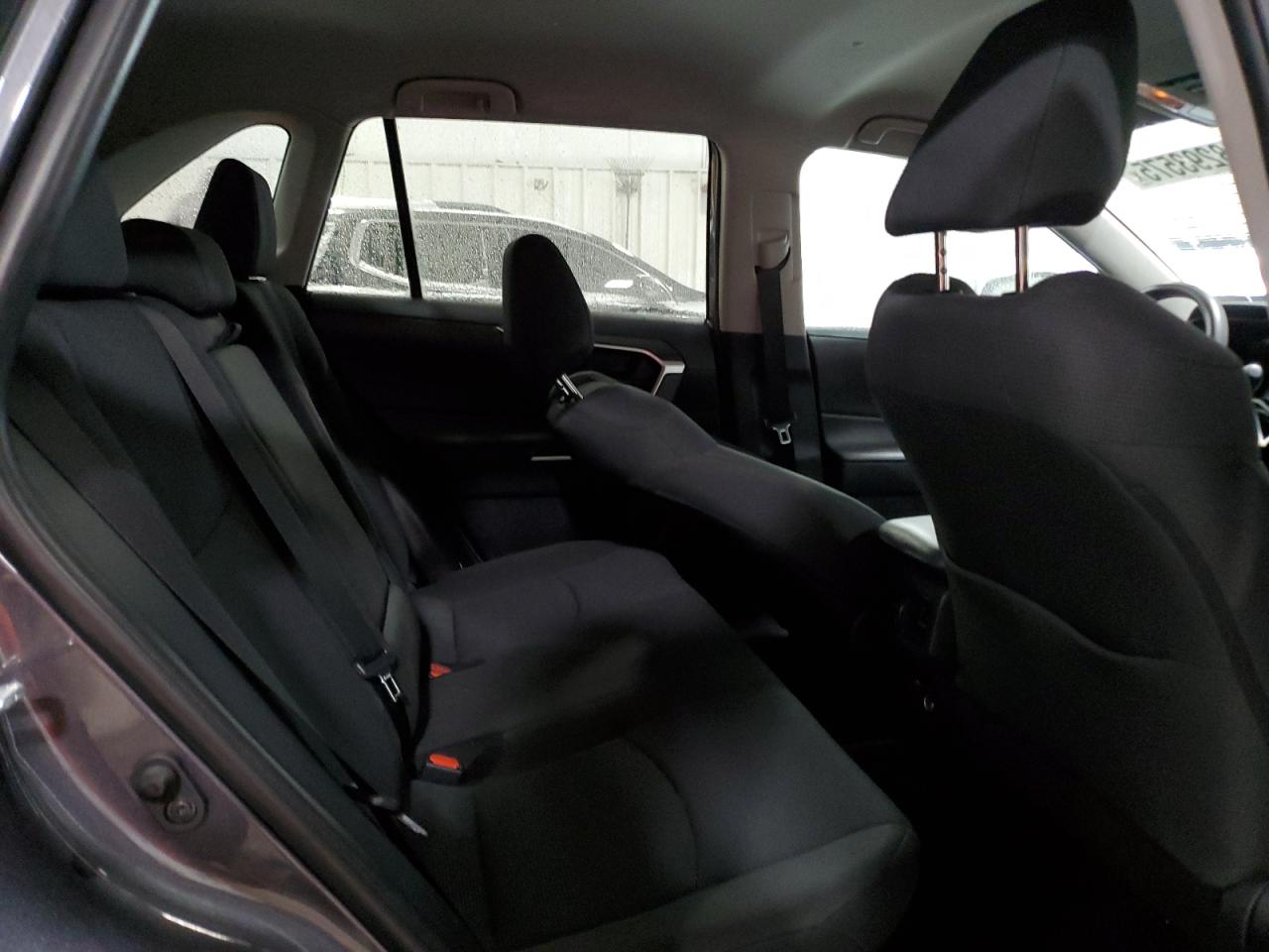 2020 Toyota RAV 4 - Image 11